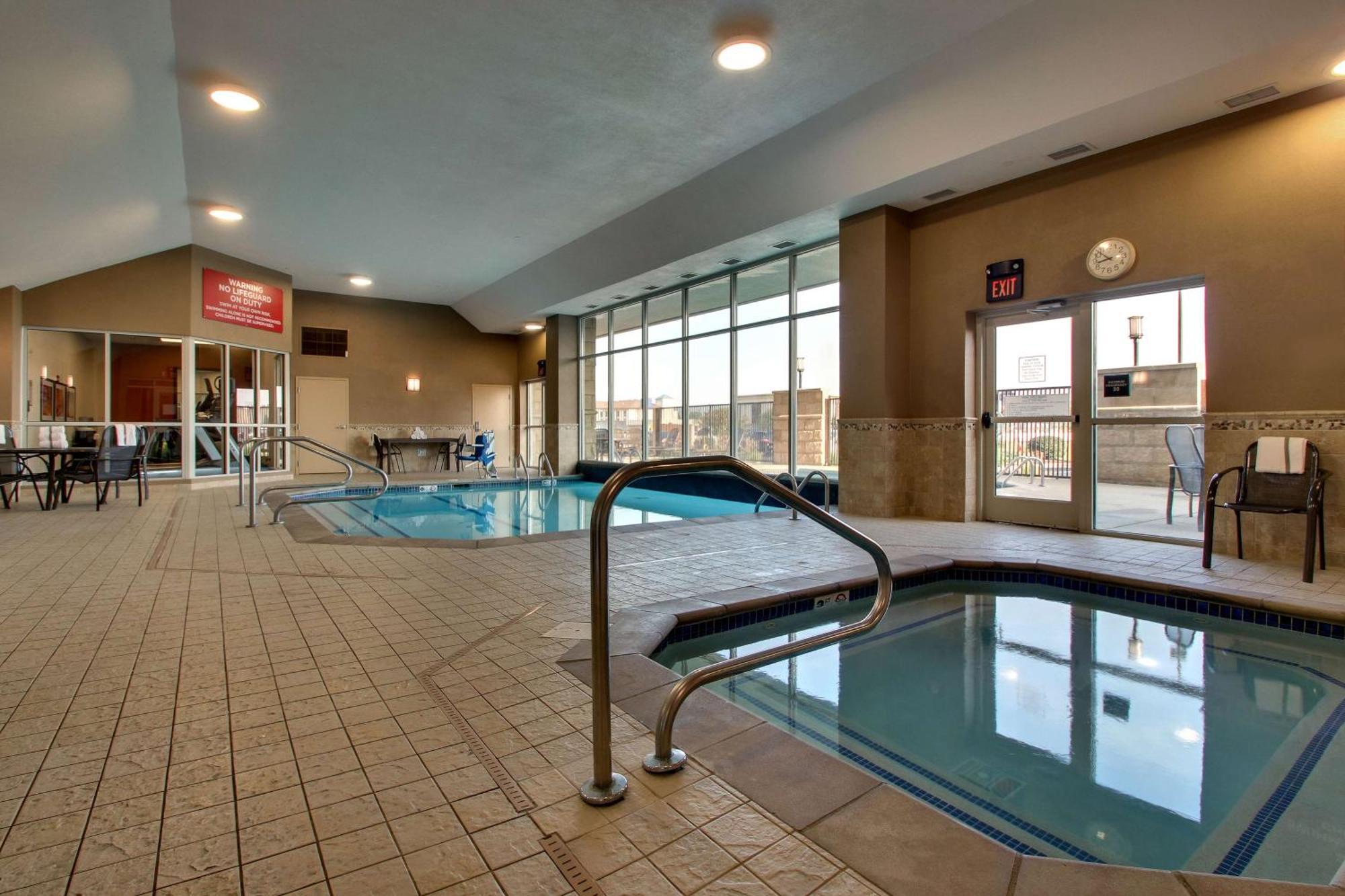Drury Inn & Suites Findlay Ngoại thất bức ảnh