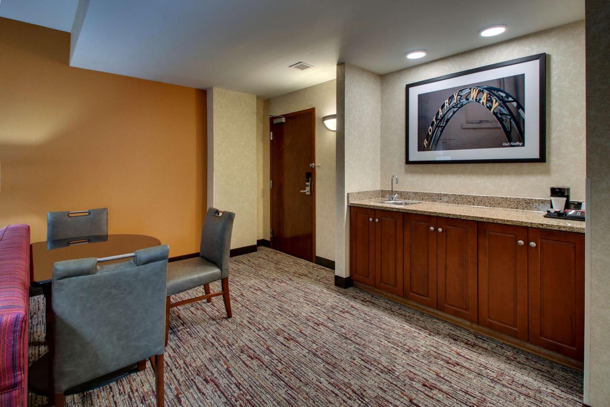 Drury Inn & Suites Findlay Ngoại thất bức ảnh
